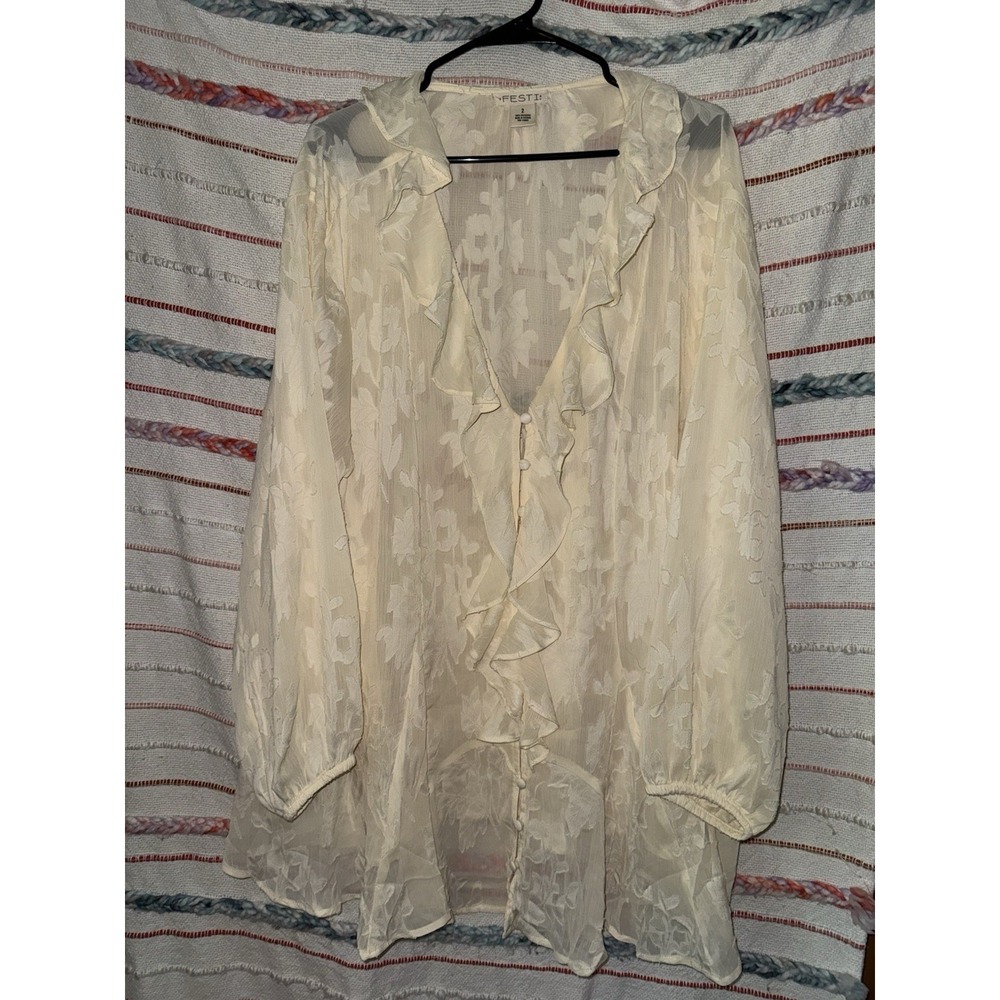 TORRID FESTI Blouse Cream Off White Long Sleeve Button Front Sheer Size 2 EUC